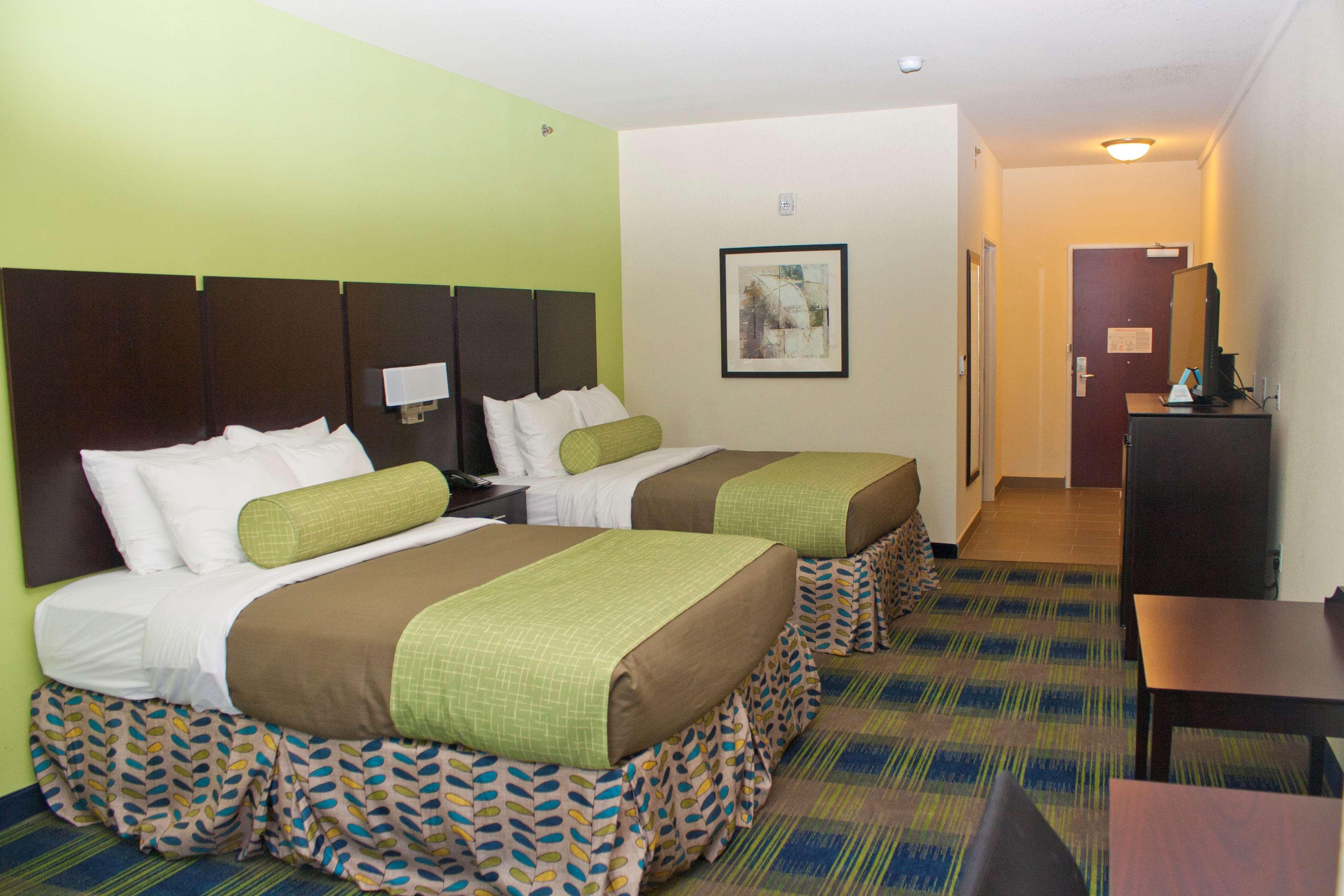 Best Western Plus Pratt Exterior foto