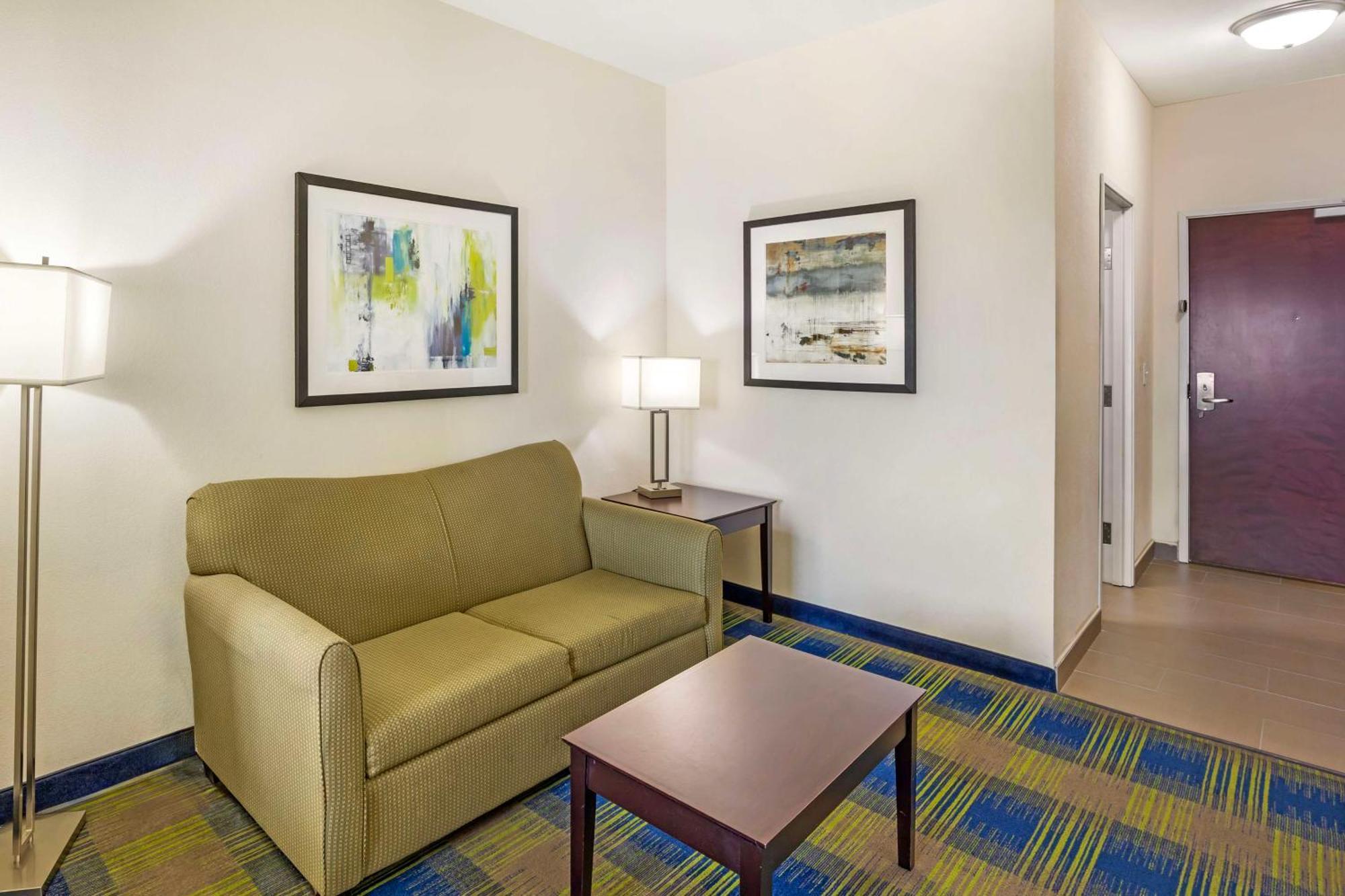 Best Western Plus Pratt Exterior foto