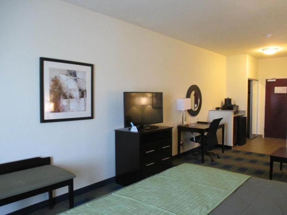 Best Western Plus Pratt Exterior foto